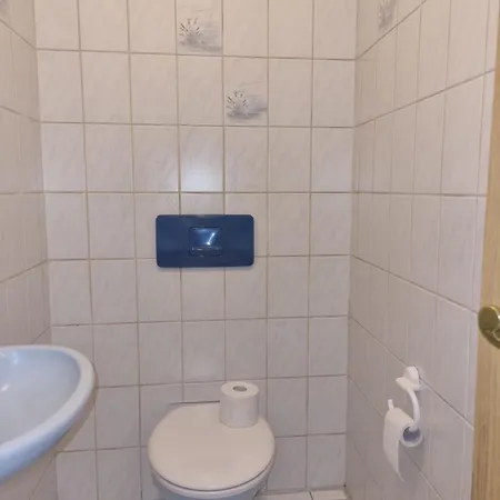 Sehr Schoene 3 Mit Bad Kueche Gaeste Wc Grosser Terrasse In Naehe Heidelberg * مانهايم