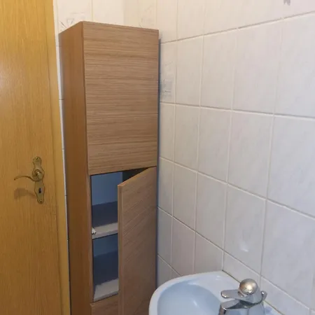 شقة Sehr Schoene 3 Mit Bad Kueche Gaeste Wc Grosser Terrasse In Naehe Heidelberg